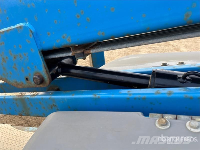 Genie TZ-50 Towable Lift (Inoperable) Trailer mounted platforms