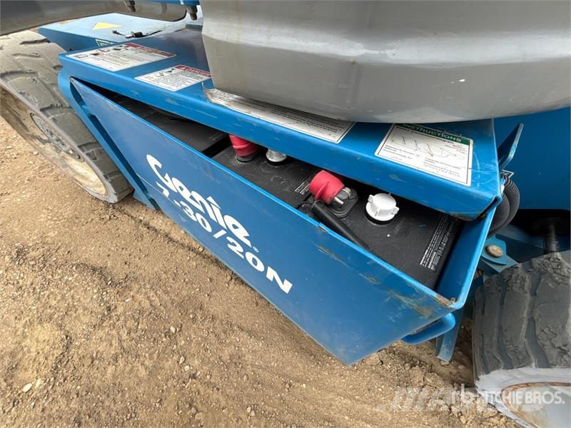 Genie Z-30/20N RJ 2WD Electric Articulating Boom Lift Alkūniniai keltuvai