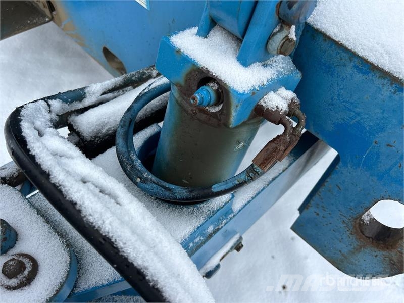 Genie Z45/25 4WD Dual Fuel Articulating Boom Lift (Inope Gelenkteleskoparbeitsbühnen