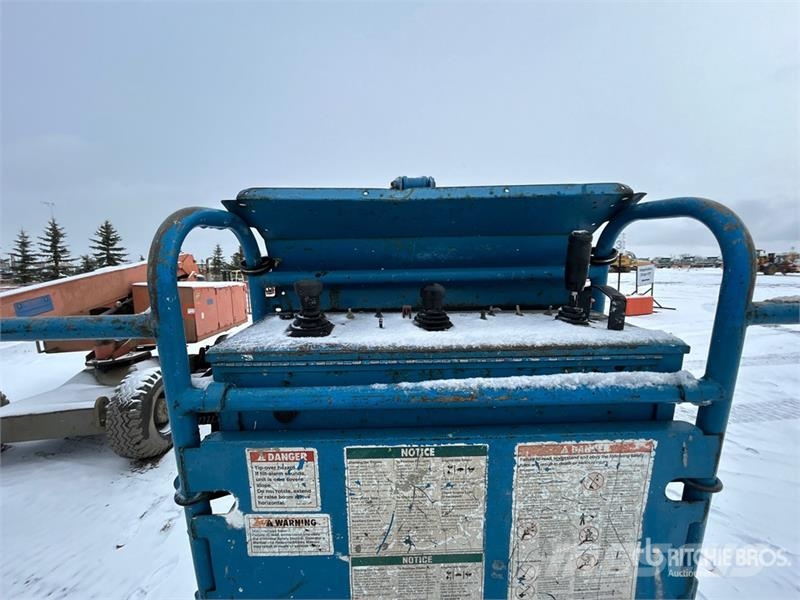 Genie Z45/25 4WD Dual Fuel Articulating Boom Lift (Inope Gelenkteleskoparbeitsbühnen