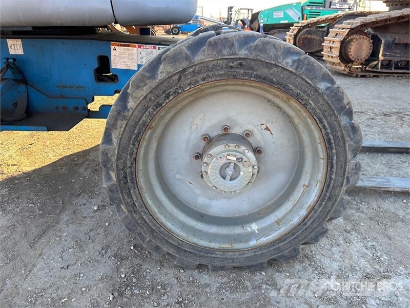 Genie Z451C-0 4WD Dual Fuel Articulating Boom Lift Колінчаті підйомники