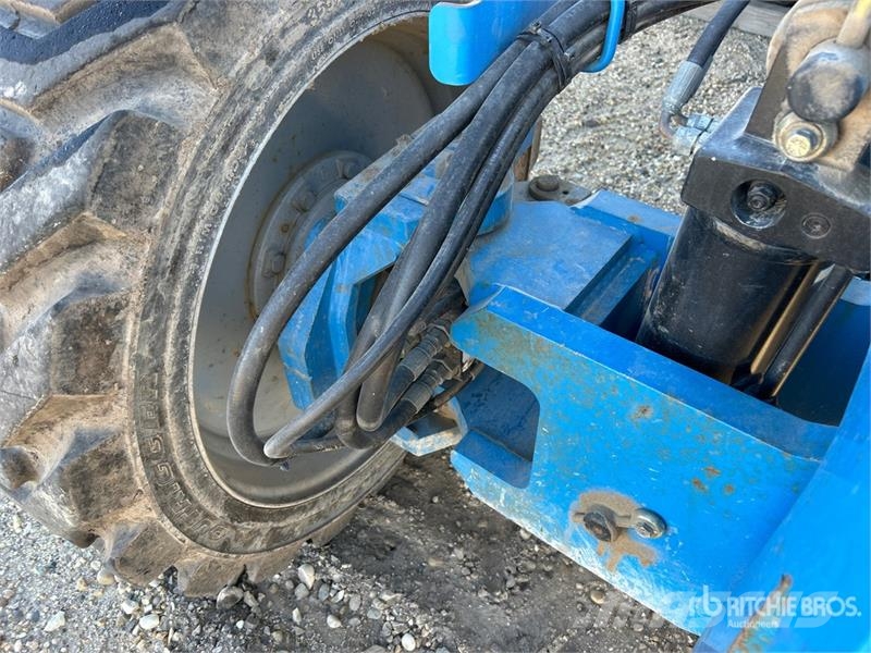 Genie Z60/34 DZ PAS 4WD Diesel Articulating Boom Lift (I Articulated boom lifts