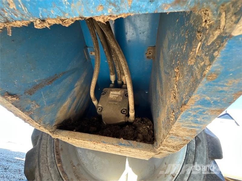Genie Z60/34 DZ PAS 4WD Diesel Articulating Boom Lift (I Articulated boom lifts