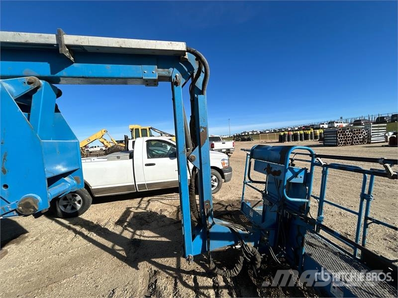 Genie Z60/34 DZ PAS 4WD Diesel Articulating Boom Lift (I Articulated boom lifts