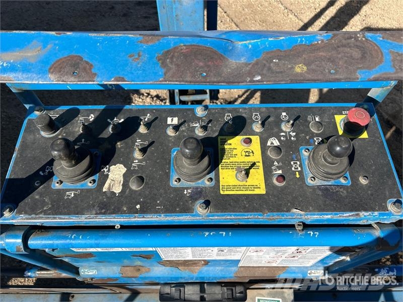 Genie Z60/34 DZ PAS 4WD Diesel Articulating Boom Lift (I Articulated boom lifts