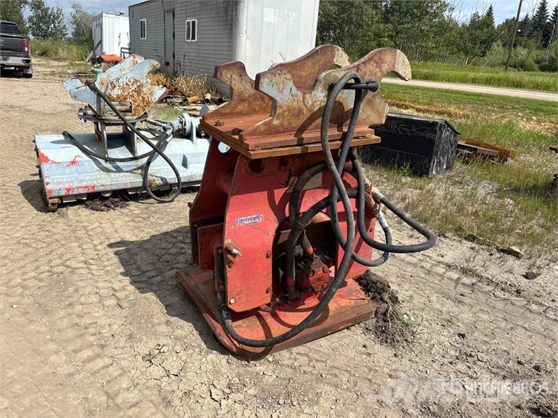 Gentec 34 in Plate Compactor Attachment - Fits Cat 200 Se دكاكات أفقية