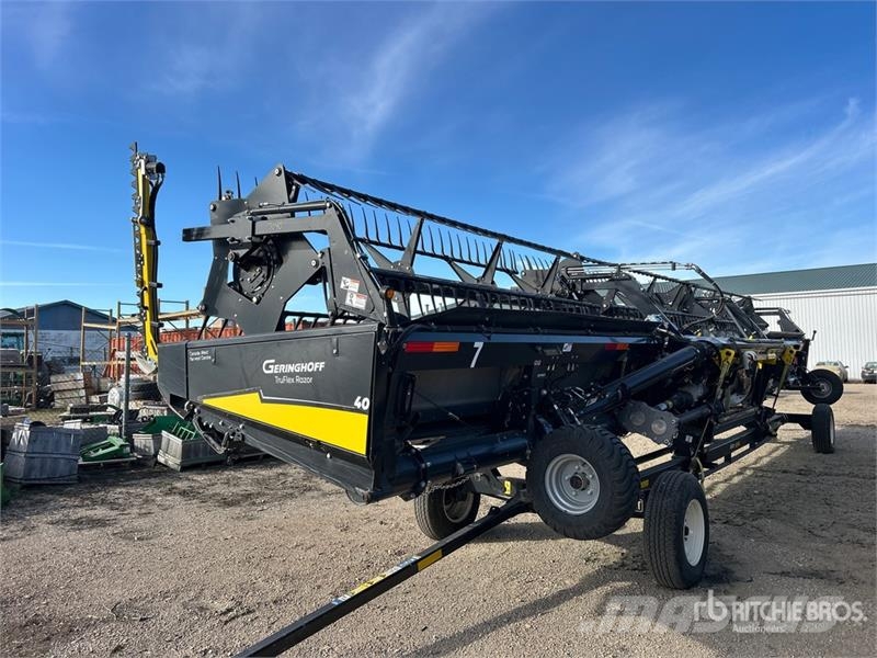 Geringhoff TruFlex Razor 40 ft Flex Draper Combine Header Leikkuupöydät