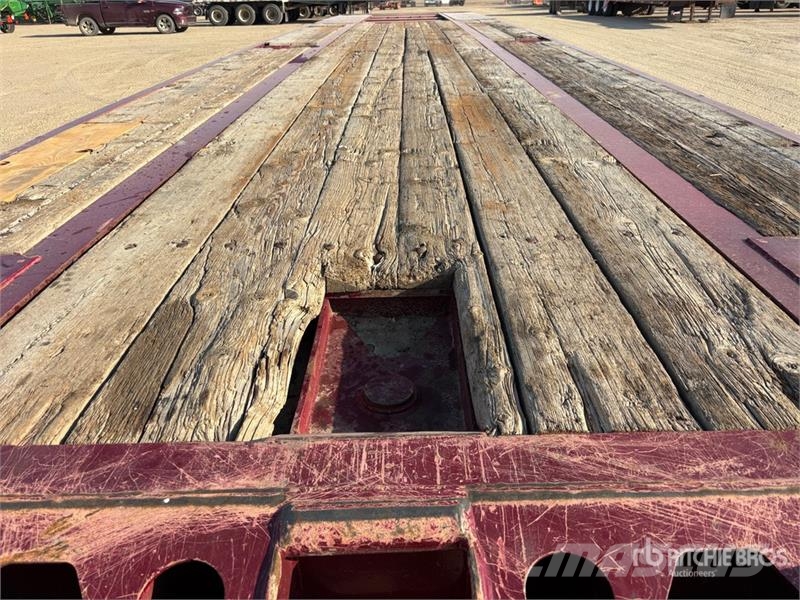 Gerrys 120000 lb 53 ft 24-Wheel Flatbed Oilfield T Oprema za preradu