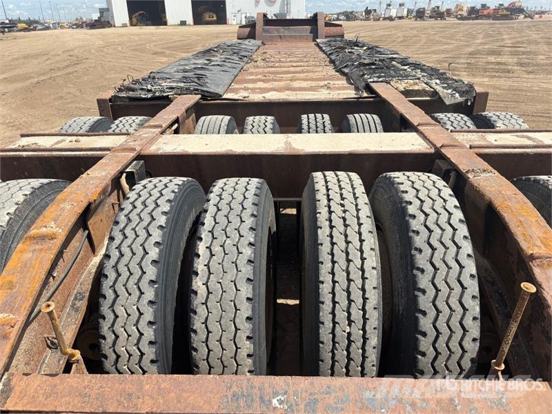 Gerrys 16-Wheel Lowboy Trailer Maskinhenger