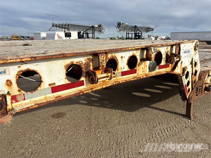  Gerrys 34 ft Tri/A Folding Neck Trailer لوادر منخفضة