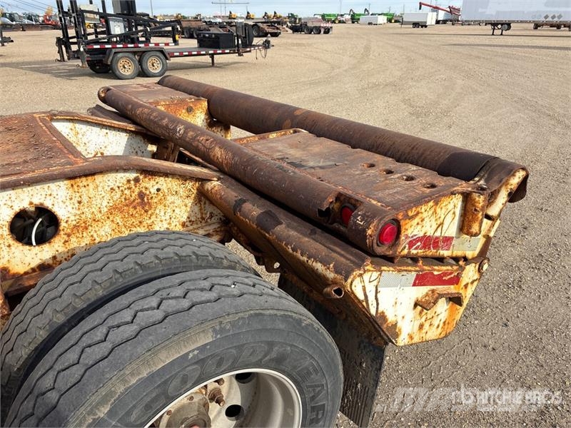  Gerrys 34 ft Tri/A Folding Neck Trailer لوادر منخفضة