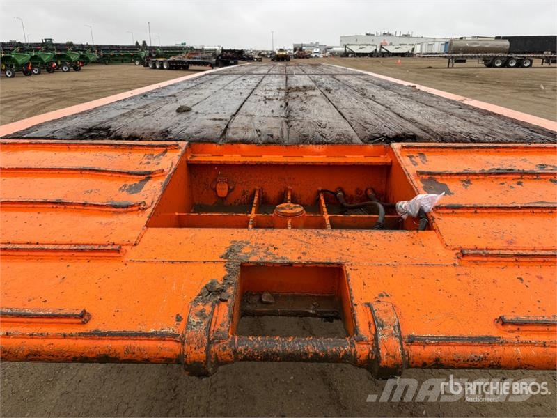 Gerrys 53 ft Tri/A Flatbed Oilfield Trailer Processing Equipment