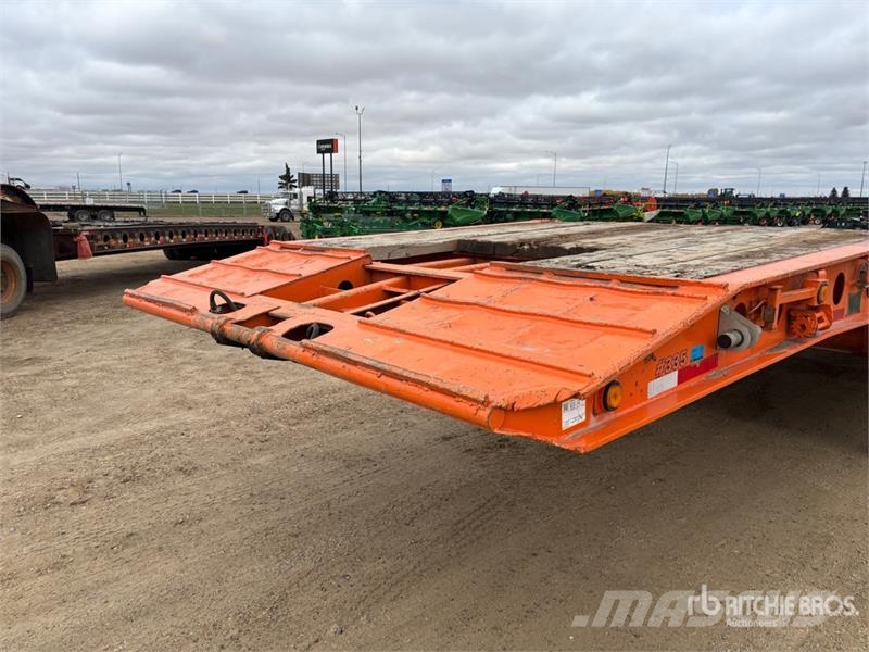  Gerrys 54 ft Tri/A Folding Neck Trailer Низкорамные прицепы