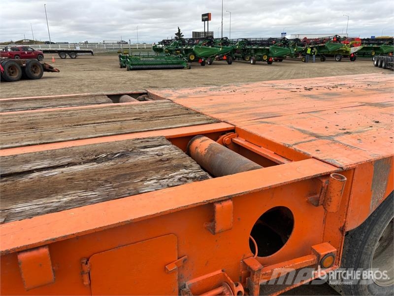  Gerrys 54 ft Tri/A Folding Neck Trailer Низкорамные прицепы