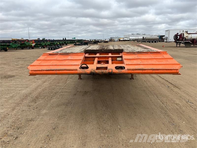  Gerrys 54 ft Tri/A Folding Neck Trailer Низкорамные прицепы