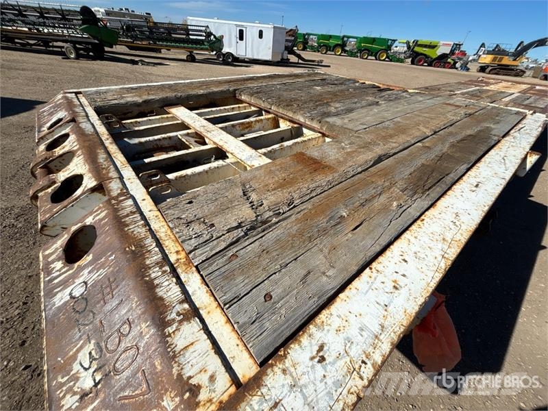 Gerrys KLM205 55 ft Tri/A Folding Neck Trailer Nizki nakladalci