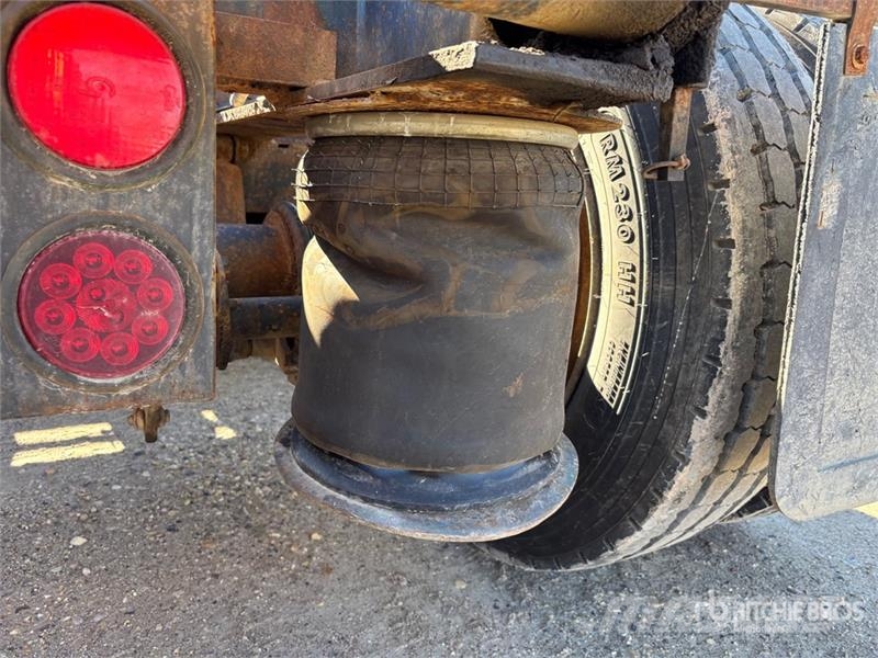 Gerrys T/A Heavy-Haul Jeep Andre hengere