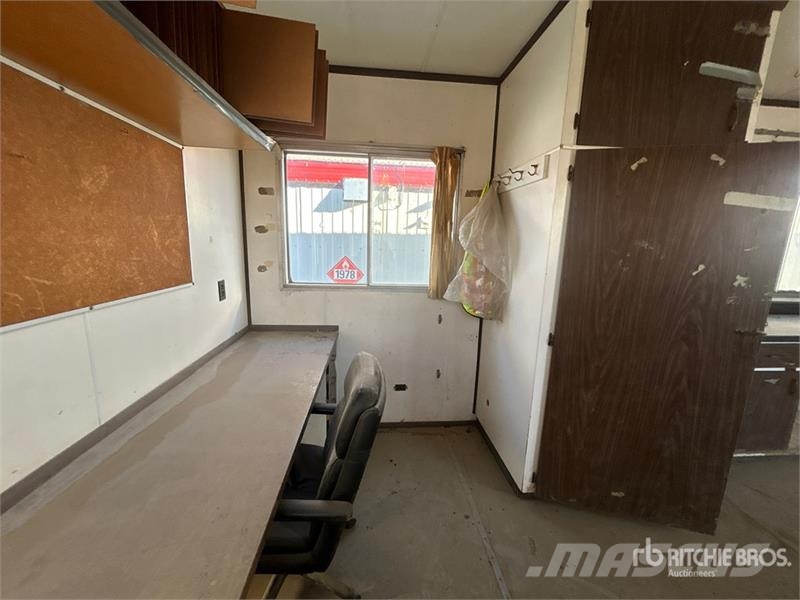 GIC 30 ft x 10 ft Portable T/A Mobile Office Építőipar - Egyebek