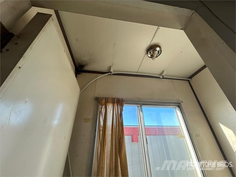 GIC 30 ft x 10 ft Portable T/A Mobile Office Építőipar - Egyebek