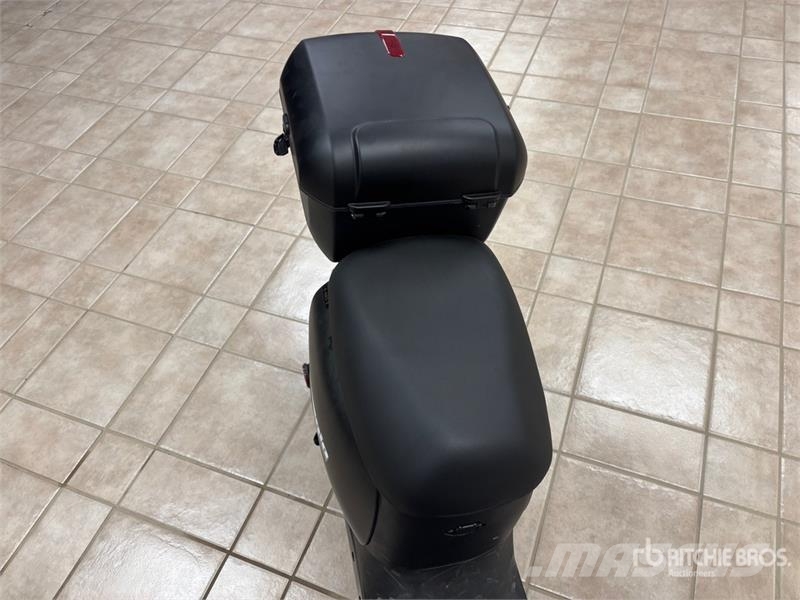 GIO Electric Scooter Квадроциклы