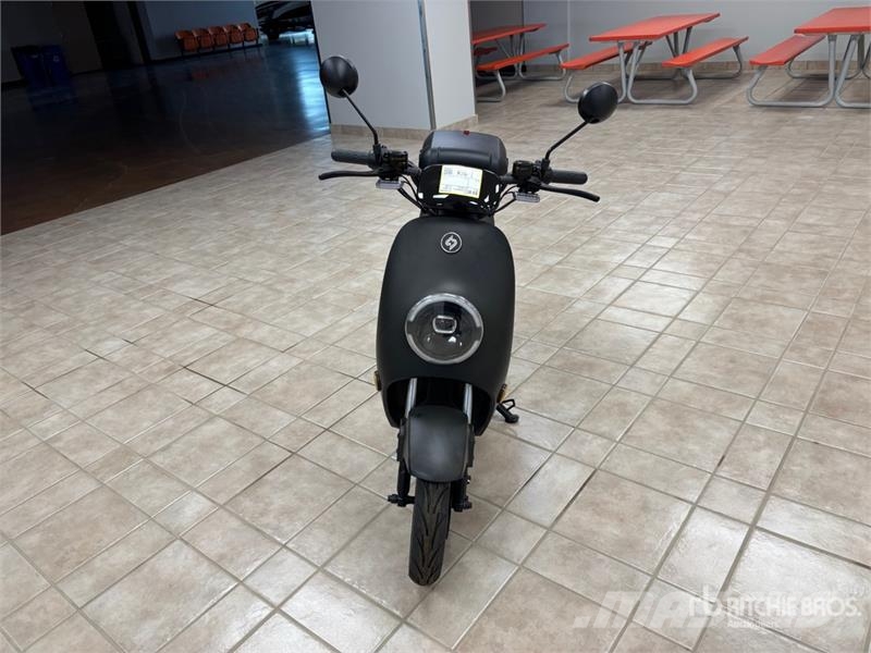 GIO Electric Scooter Квадроциклы