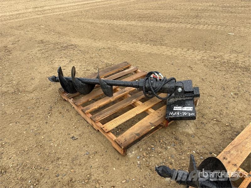 GIYI 12 in Mini Skid Steer Auger (Unused) Boren