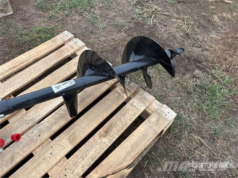  GIYI 12 in Mini Skid Steer Auger (Unused) مثاقيب