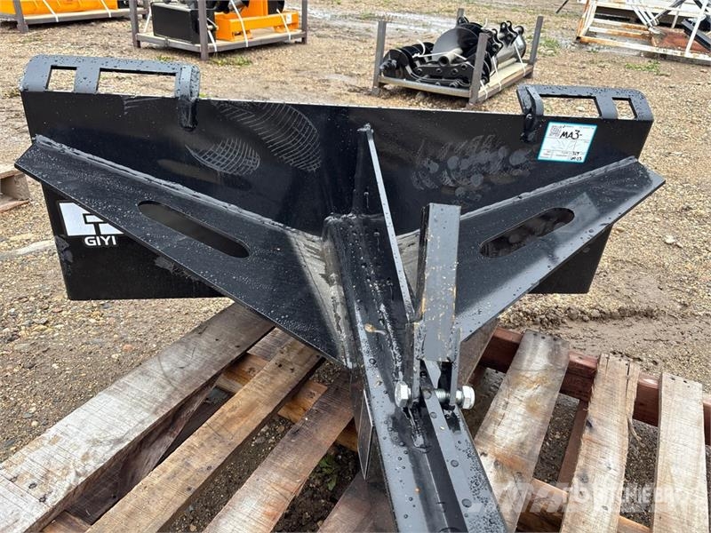 GIYI 131 in Telescopic Skid Steer Boom (Unused) Građevinarstvo – ostalo