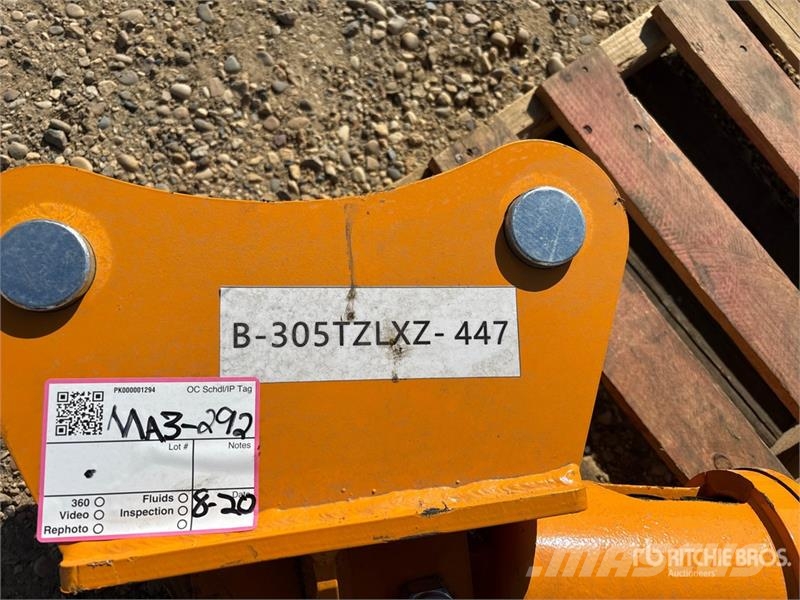  GIYI 16 in Excavator Auger - Fits Cat 305 (Unused) Vrtalne naprave