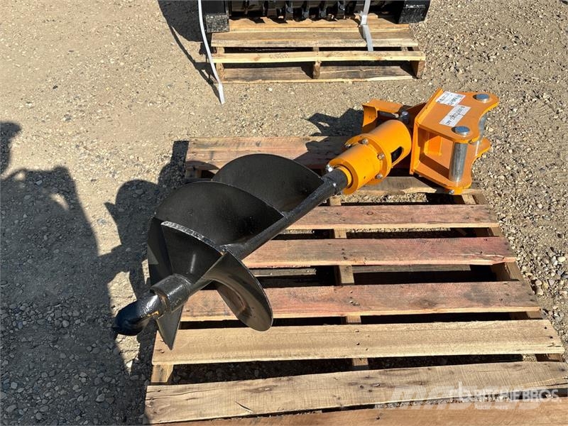  GIYI 16 in Excavator Auger - Fits Cat 305 (Unused) Vrtalne naprave