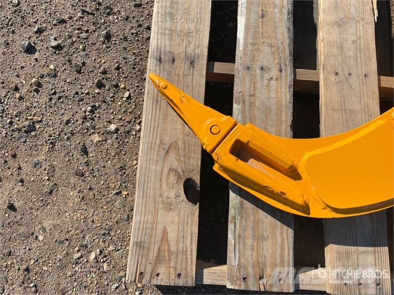 GIYI 29 in CAT Excavator Ripper (Unused) Drugi deli