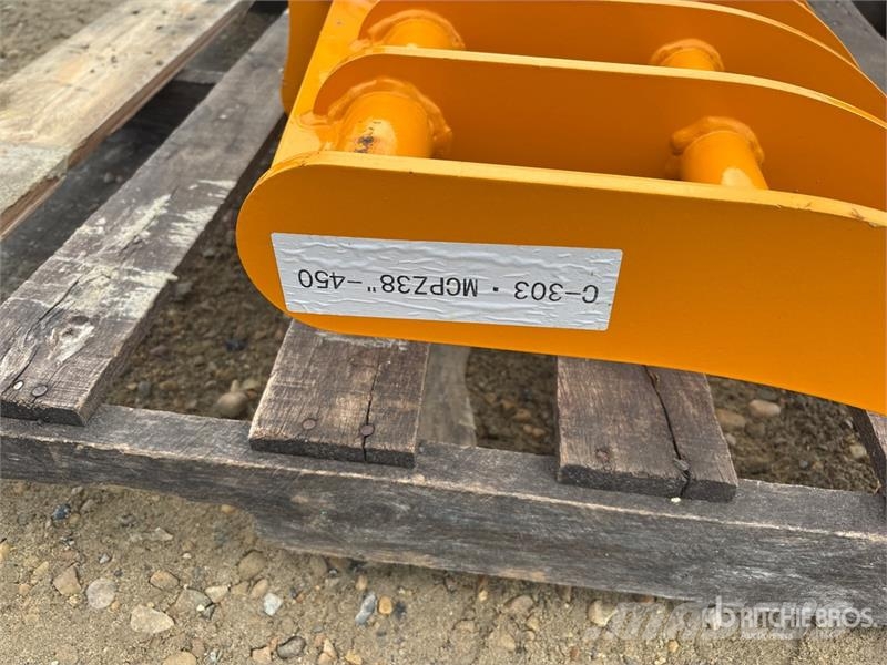 GIYI 38 in Excavator Rake - Fits Cat 303 (Unused) Rakes and tedders