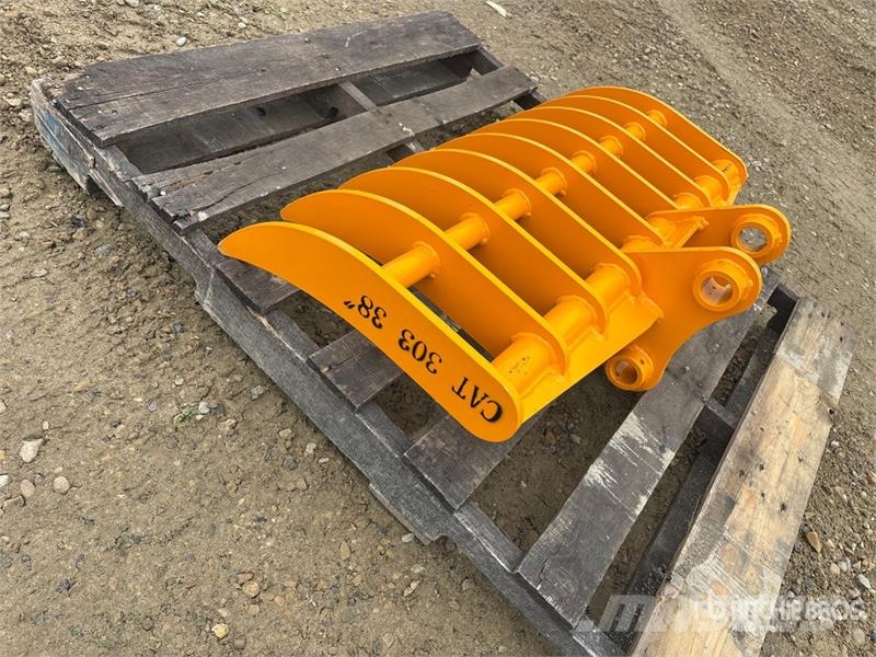 GIYI 38 in Excavator Rake - Fits Cat 303 (Unused) Rakes and tedders