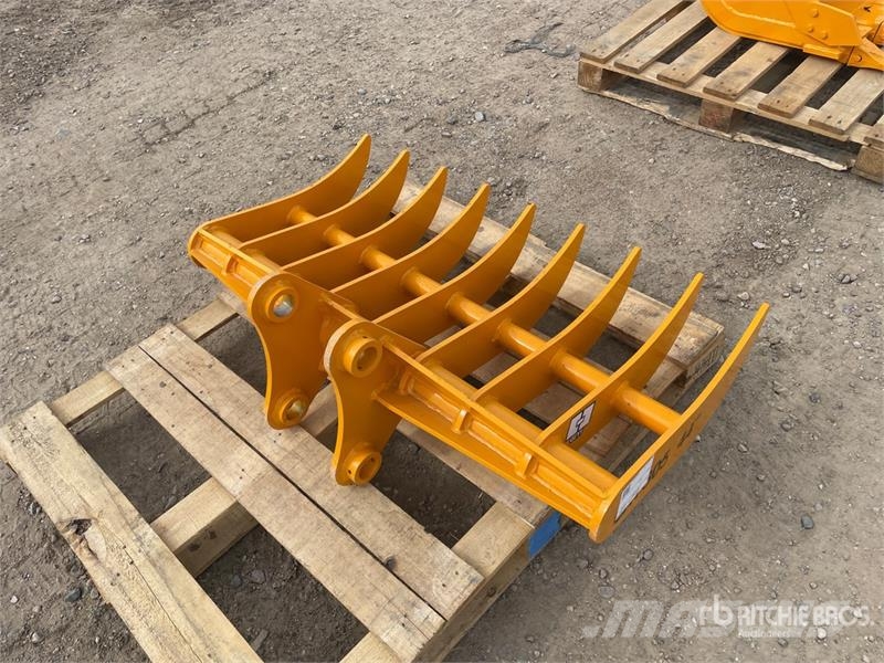 GIYI 44 in Cat 305 44 In Excavator Rake (Unused) Rakes and tedders