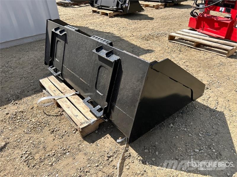  GIYI BT67 66 in Skid Steer Bucket (Unused) Godet