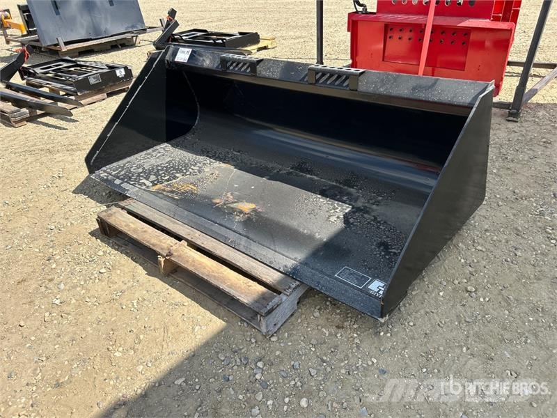  GIYI BT67 66 in Skid Steer Bucket (Unused) Godet