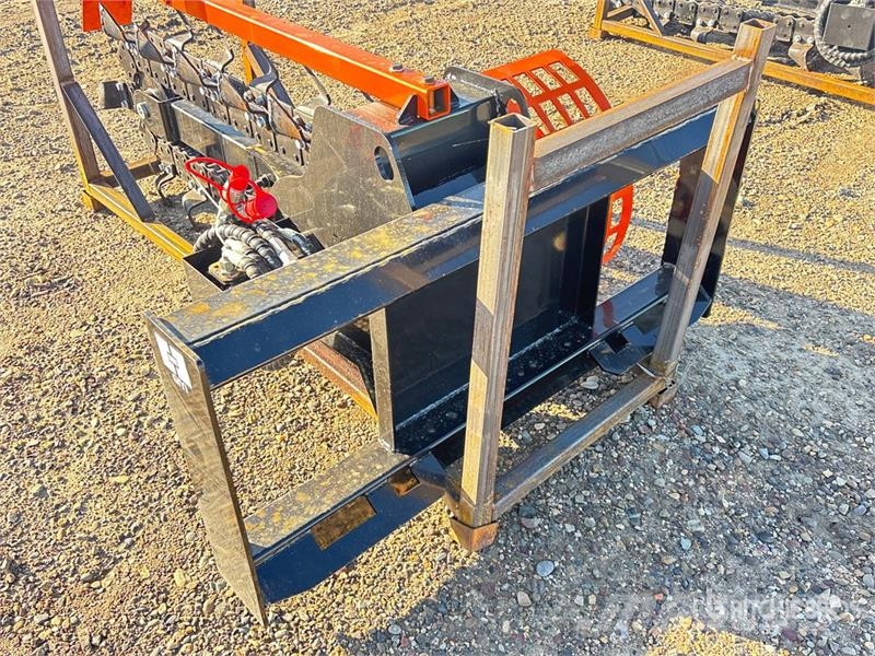 GIYI D39 39 in Skid Steer Trencher (Unused) Trenchers