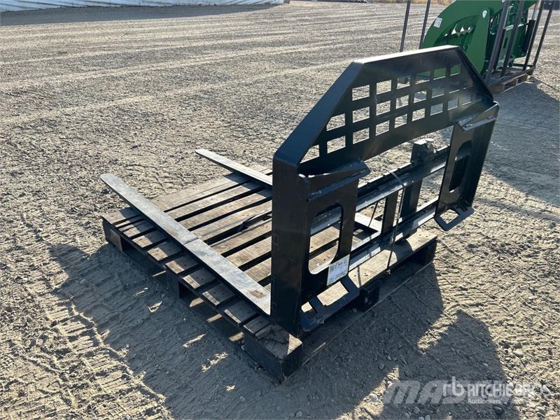 Giyi DHC 59 in Skid Steer Forks Fourche