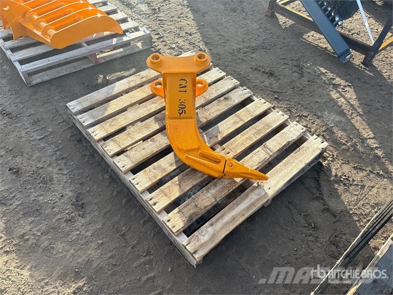 GIYI Excavator Ripper - Fits Cat 305 (Unused) Aufreisser