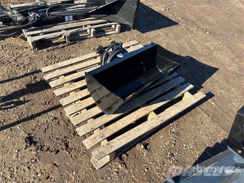 GIYI GY-3TB 32 in Mini Tilting Excavator Bucket (U Schaufeln