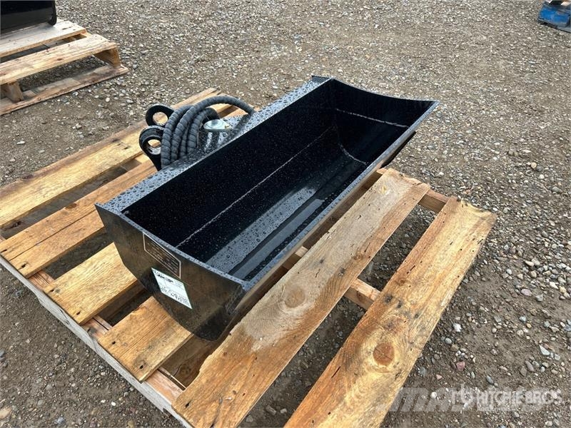 GIYI GY-3TB 32 in Tilting Excavator Bucket - Fits Schaufeln