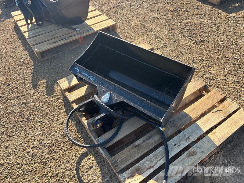 GIYI GY-3TB Tilting Excavator Bucket - Fits Cat 3 Kanalak