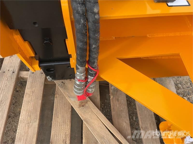  GIYI GY-AD680 Skid Steer Post Driver (Unused) Zäune und Zubehör