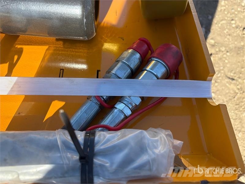 GIYI GY-AD680 Skid Steer Post Driver (Unused) Εξοπλισμός περίφραξης