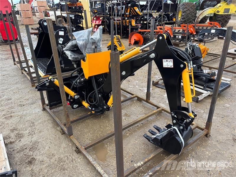 GIYI GY-BD98 47 in Skid Steer Backhoe (Unused) Excavator