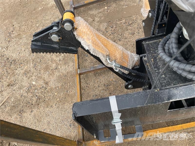  GIYI GY-BD98 47 in Skid Steer Backhoe (Unused) Pelle rétro arrière