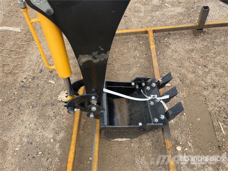  GIYI GY-BD98 47 in Skid Steer Backhoe (Unused) Pelle rétro arrière