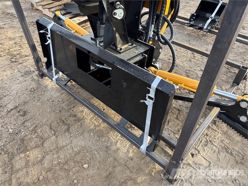 GIYI GY-BD98 47 in Skid Steer Backhoe (Unused) Beko kepçeleri