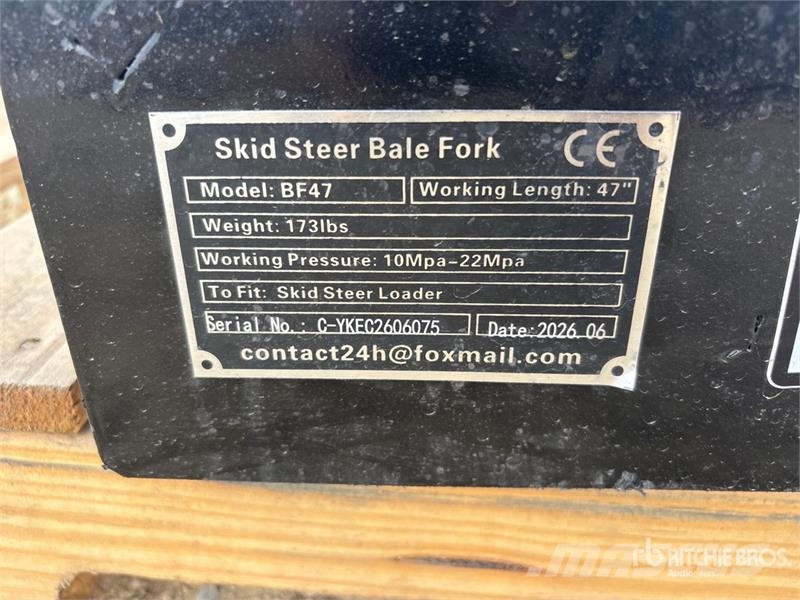 GIYI GY-BF47 47 in Skid Steer Bale Spear (Unused) Drugi deli