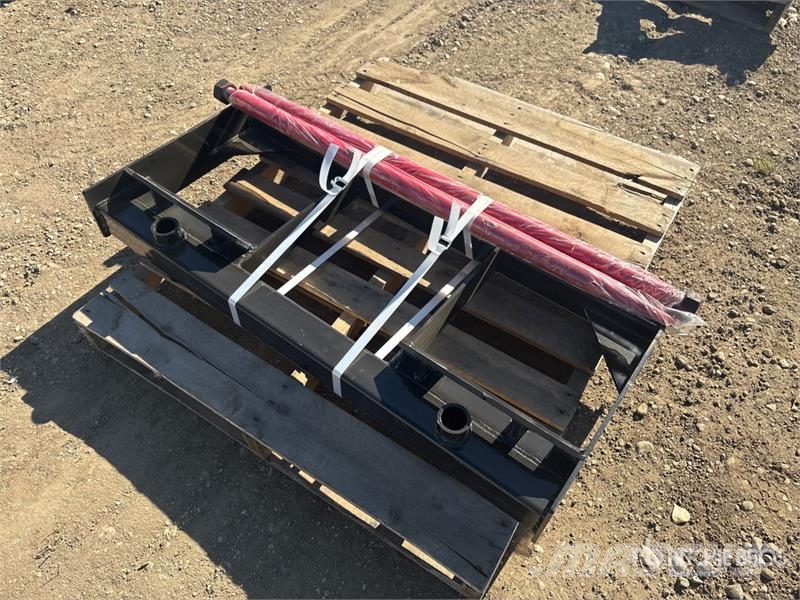  GIYI GY-BF47 47 in Skid Steer Bale Spear (Unused) Otros componentes